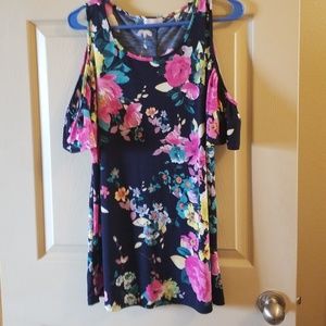 Cut out shoulder top